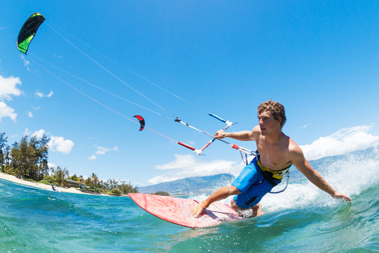 How to Choose the Right Harness for Kiteboarding?